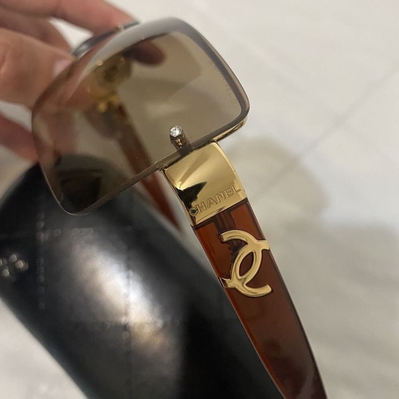 Rare Vintage Chanel Semi Rimless Sunglasses with Case - Picture 7 of 9